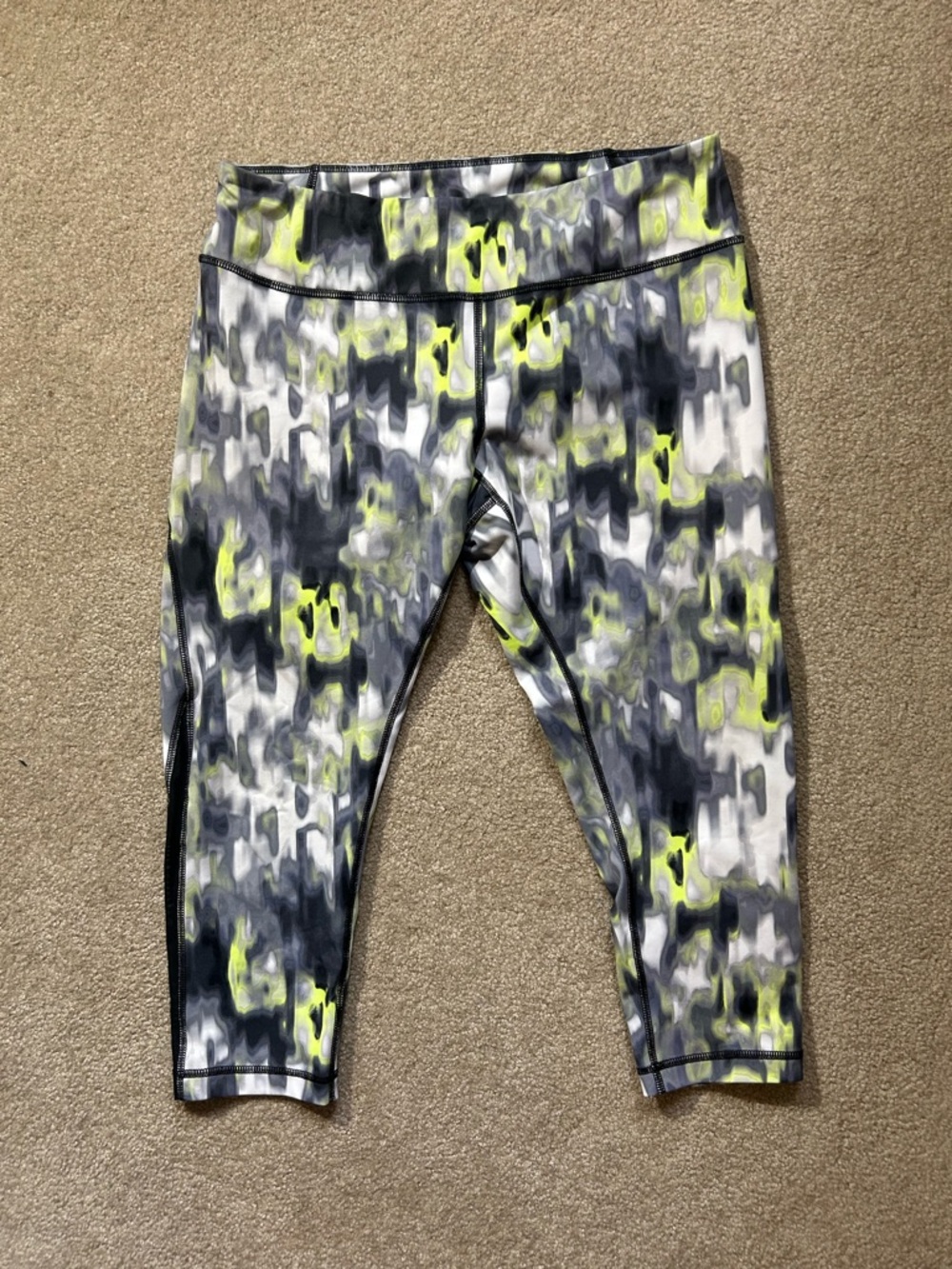 Zella Multicolor Capri Pants Womens L